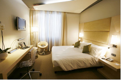 Western Expo Hotel